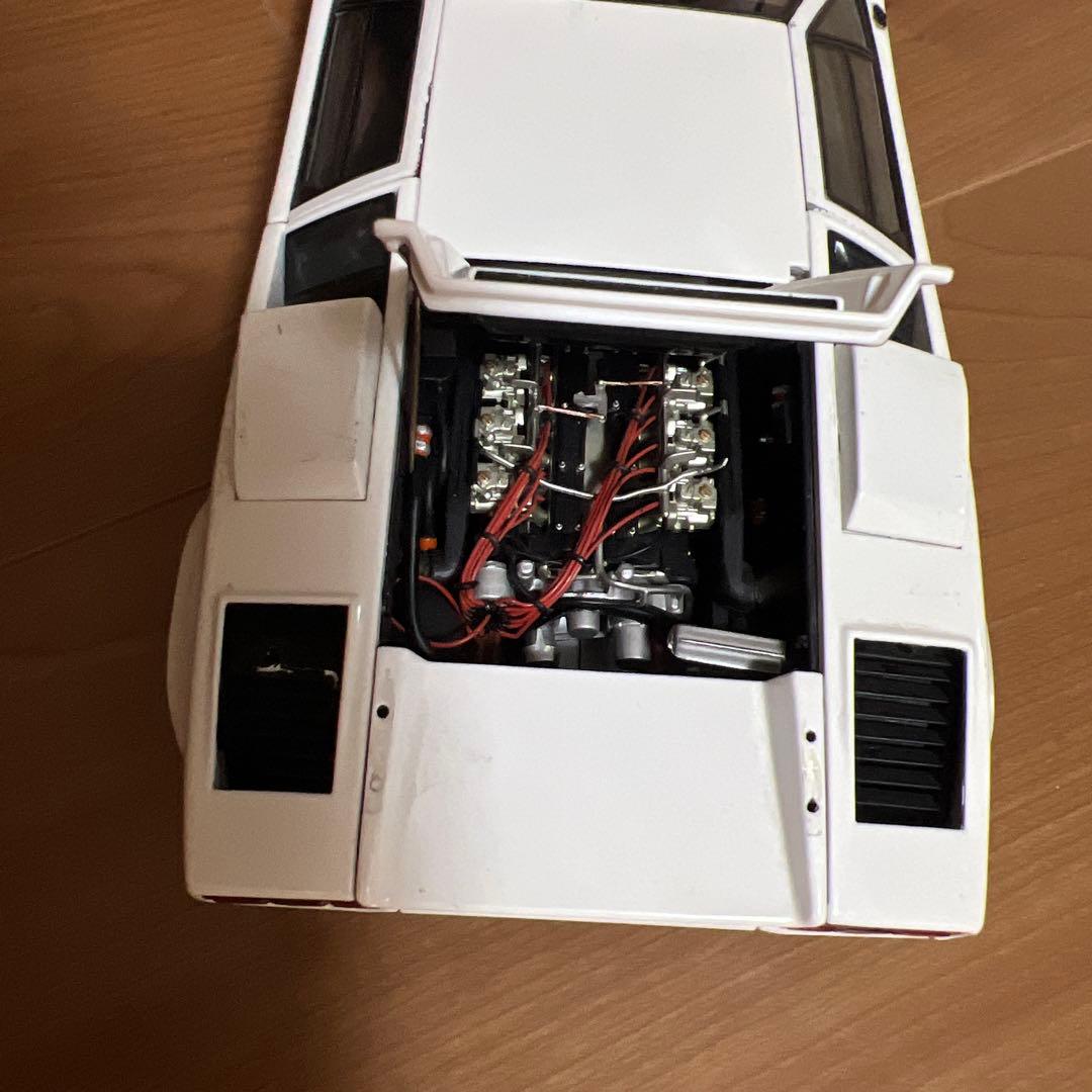 ミニカー LAMBORGHINI COUNTACH