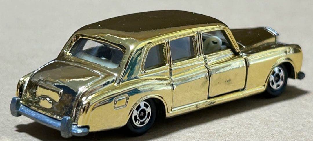 トミカ ロールスロイス ファンタムⅥ 金メッキ TFC特注