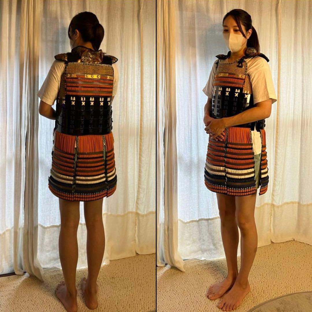 『新品同様 美品！』濃黄•茶糸威 鉄地黒胴当世具足 【甲冑 等身大】 鎧 一式