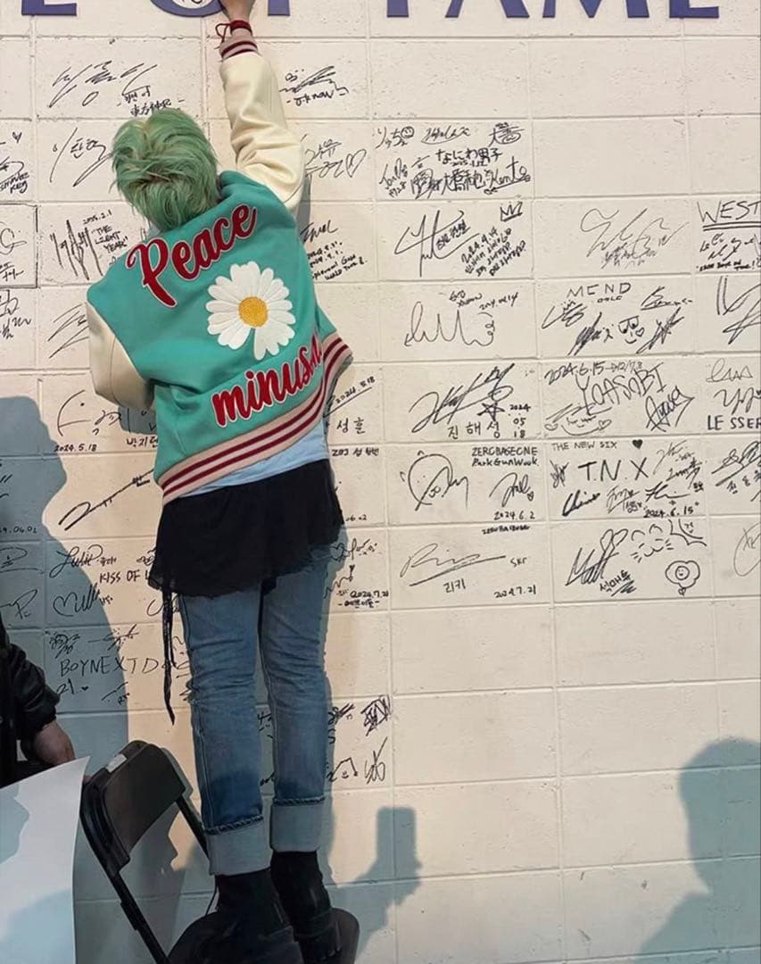 G-DRAGON ジードラゴン ジヨン GD デイジースタジャン ジヨコス - メルカリ