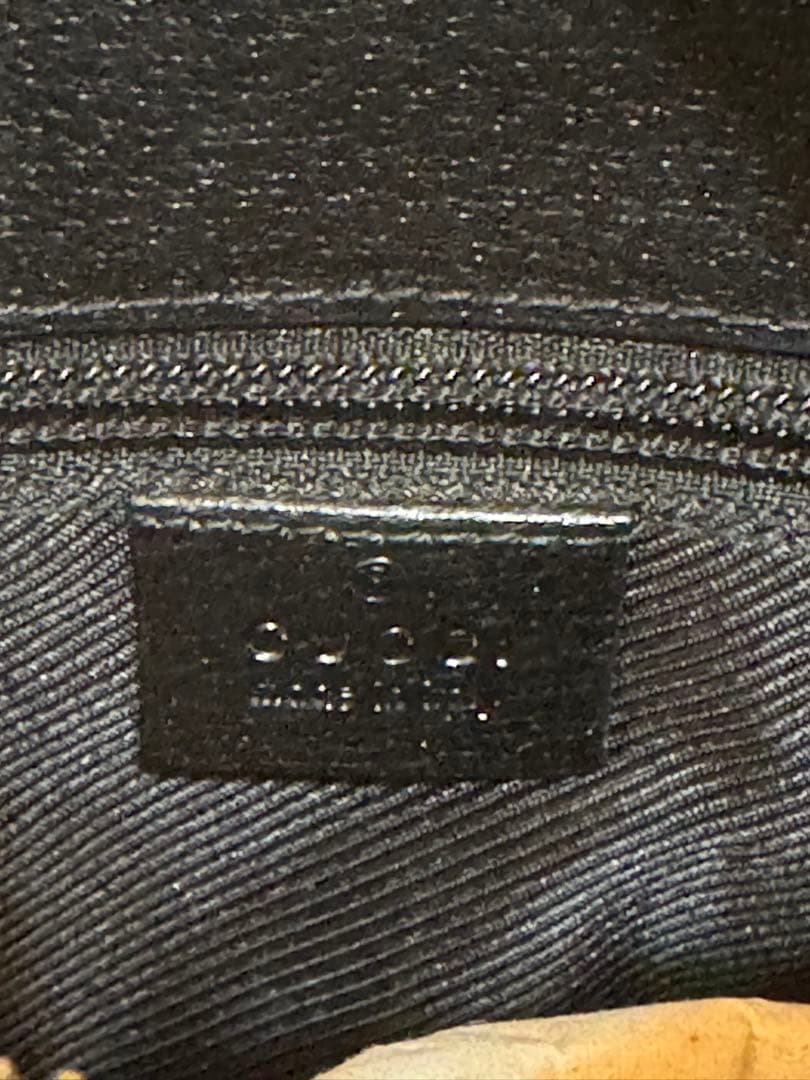 Gucci ショルダーバッグ　美品