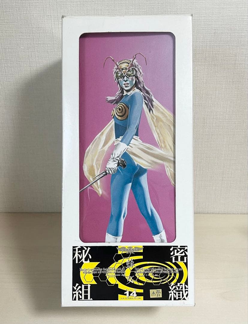 蜂女 メディコムトイ タイムハウス THM 仮面ライダー　ハチ女　フィギュア 蜂女 メディコムトイ タイムハウス THM 仮面ライダー ハチ女