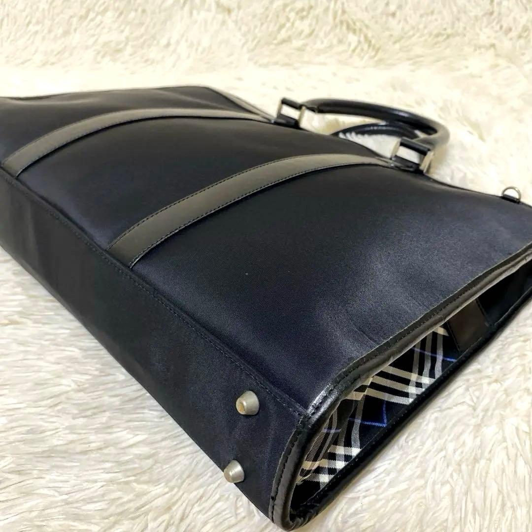 バーバリー ビジネスバッグ ノバチェック ロゴプレートナイロン レザー　ブラック