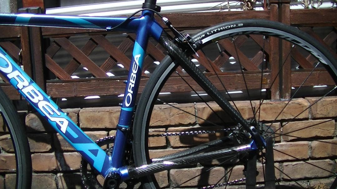 ORBEA（スペイン）105(5800)　22速　軽量ロードバイク