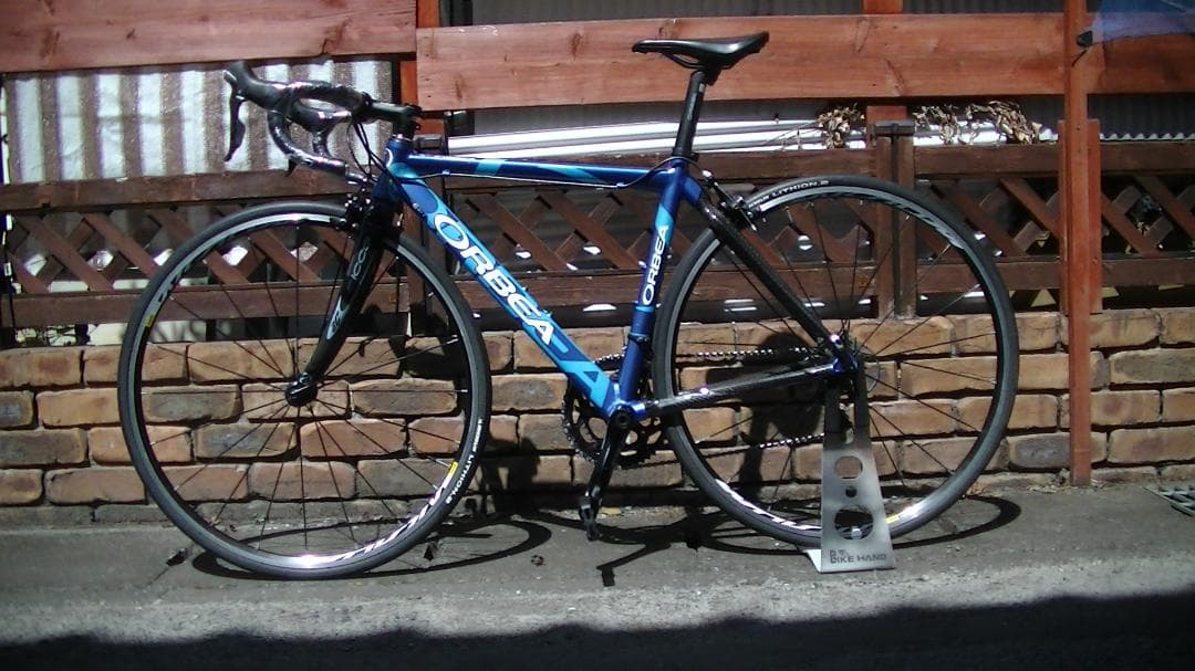 ORBEA（スペイン）105(5800)　22速　軽量ロードバイク