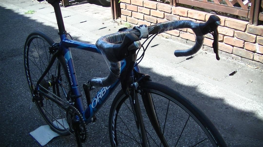 ORBEA（スペイン）105(5800)　22速　軽量ロードバイク