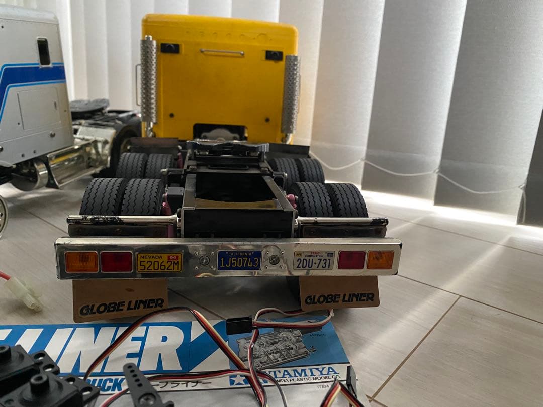 タミヤRC1/14 グローブライナーフラットヘッド6×4 3速ギアボックス搭載