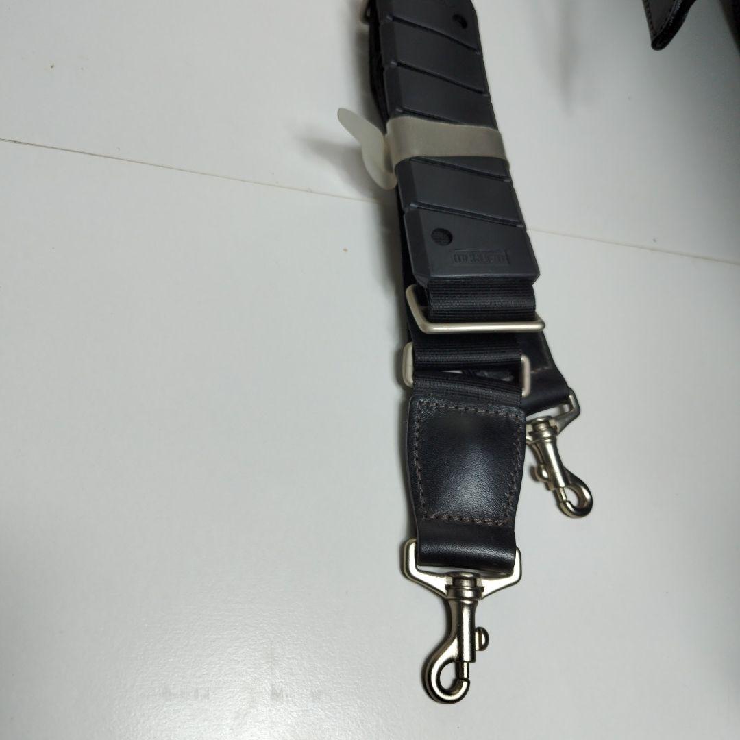 未使用近マルエム大型ビジネスカバン　高級出張カバン　キー付き　A3収納　黒色