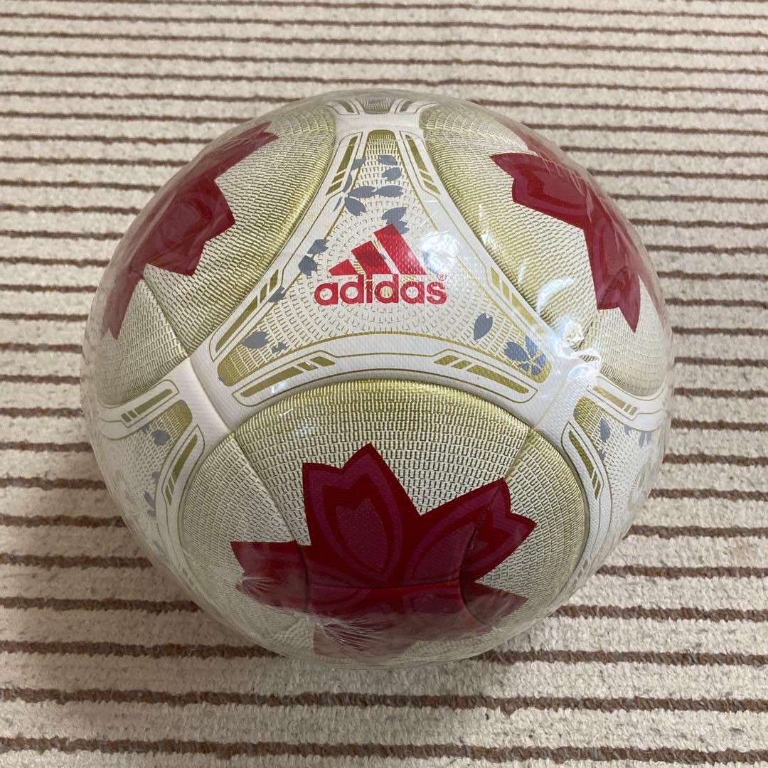 アディダス製サッカーボール（2014皇后杯/検定球）新品未使用品 アディダス製サッカーボール（2014皇后杯/検定球）新品未使用品 楽天