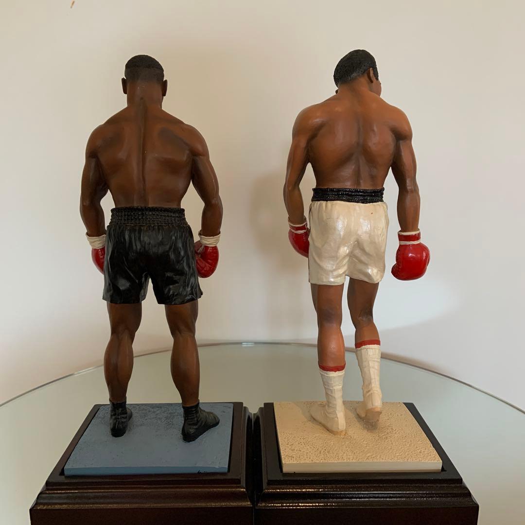 アリとタイソンのフィギュア