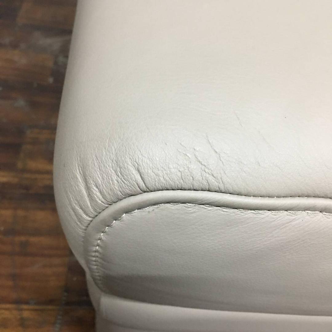 himolla ヒモラ オットマン 本革 総本革 トーブ色 ベージュ IDC大塚