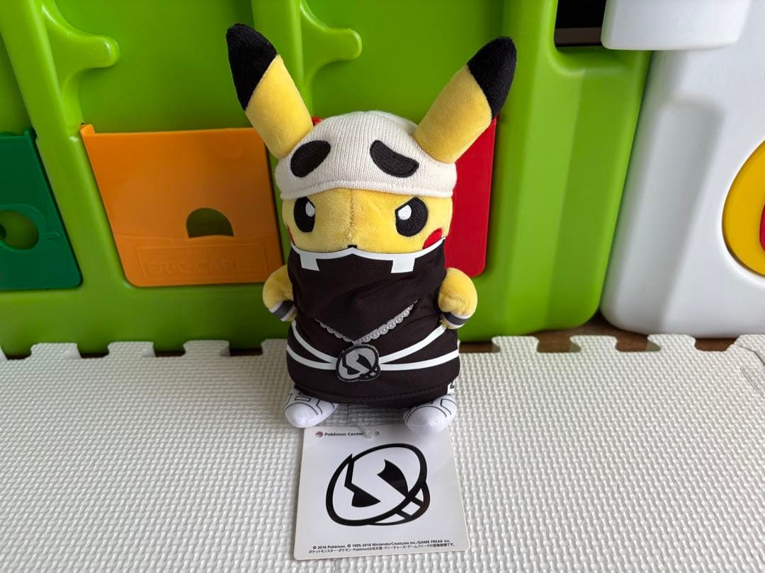団員ごっこピカチュウ スカル団 ぬいぐるみ - メルカリ