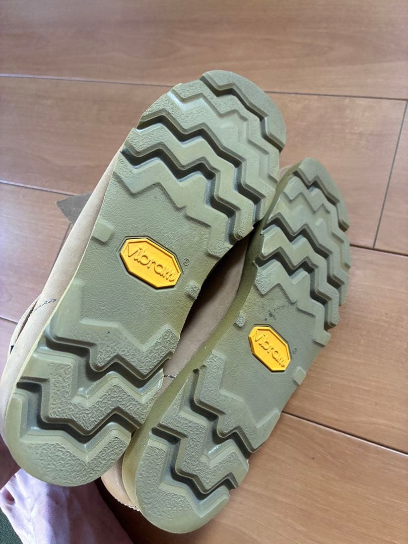 CLARKS GORE-TEX ベージュモカシン