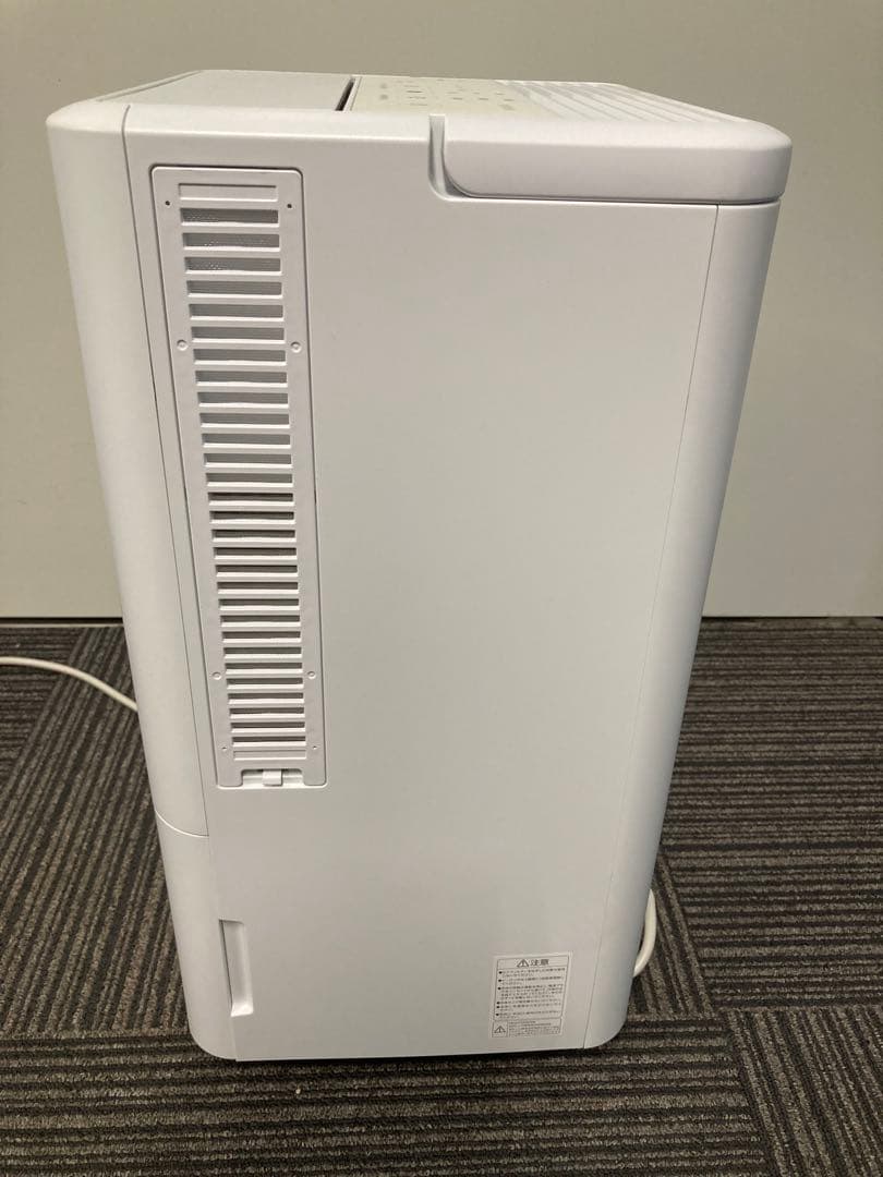 美品★2023年製星アイリスオーヤマ★コンパクトクーラー★ICA-0301G