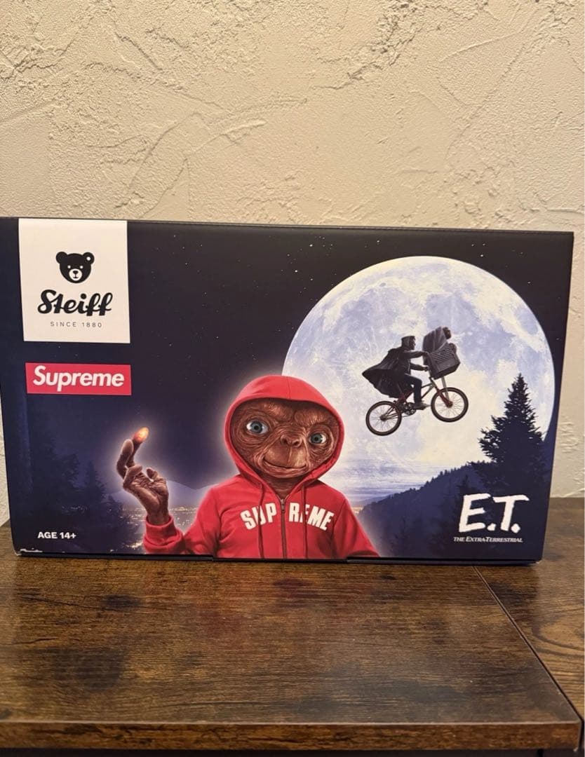 Supreme E.T. ぬいぐるみ 約30cm - メルカリ