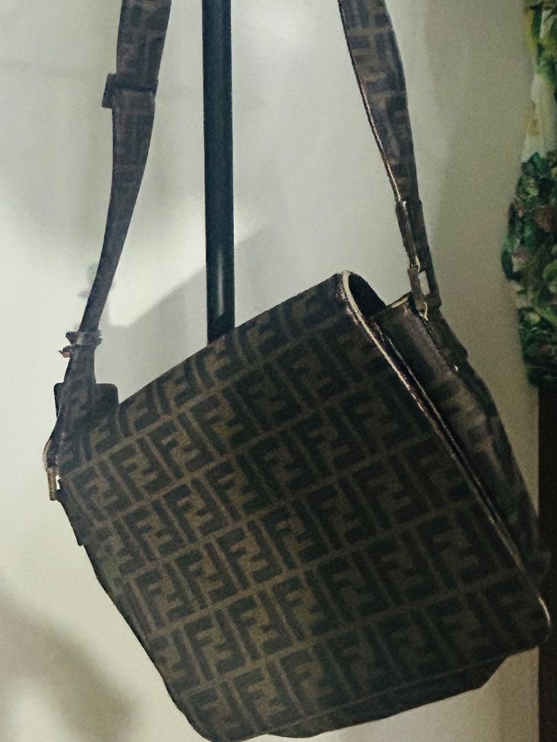 Fendi FFロゴパターン ショルダーバッグ