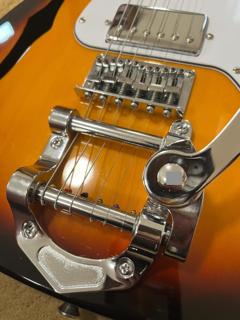 （ダイナマン）ドナー シンライン ホロウボディ bigsbyタイプ