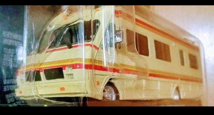 ■1/64BreakingBad1986FLEETWOOD BOUNDER・新品