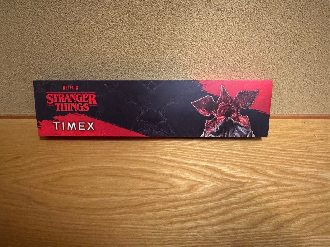 Stranger Things TIMEX アナログ腕時計