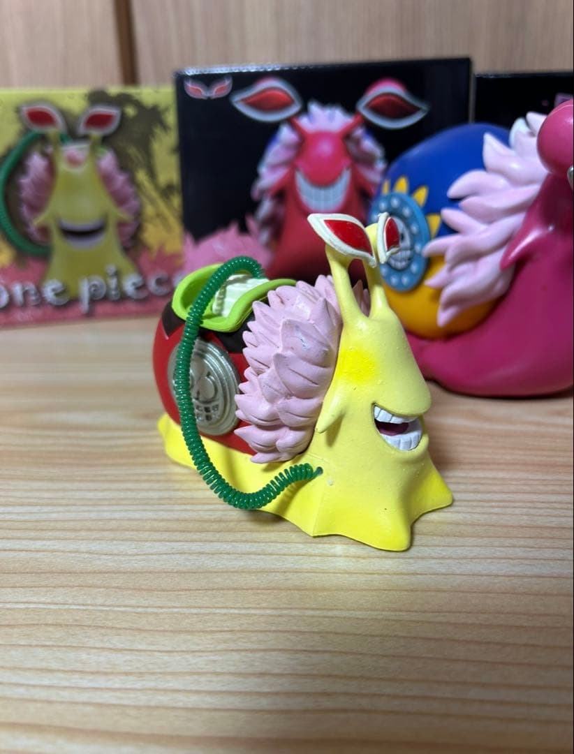 ドフラミンゴ　フィギュア　電伝虫3種セット