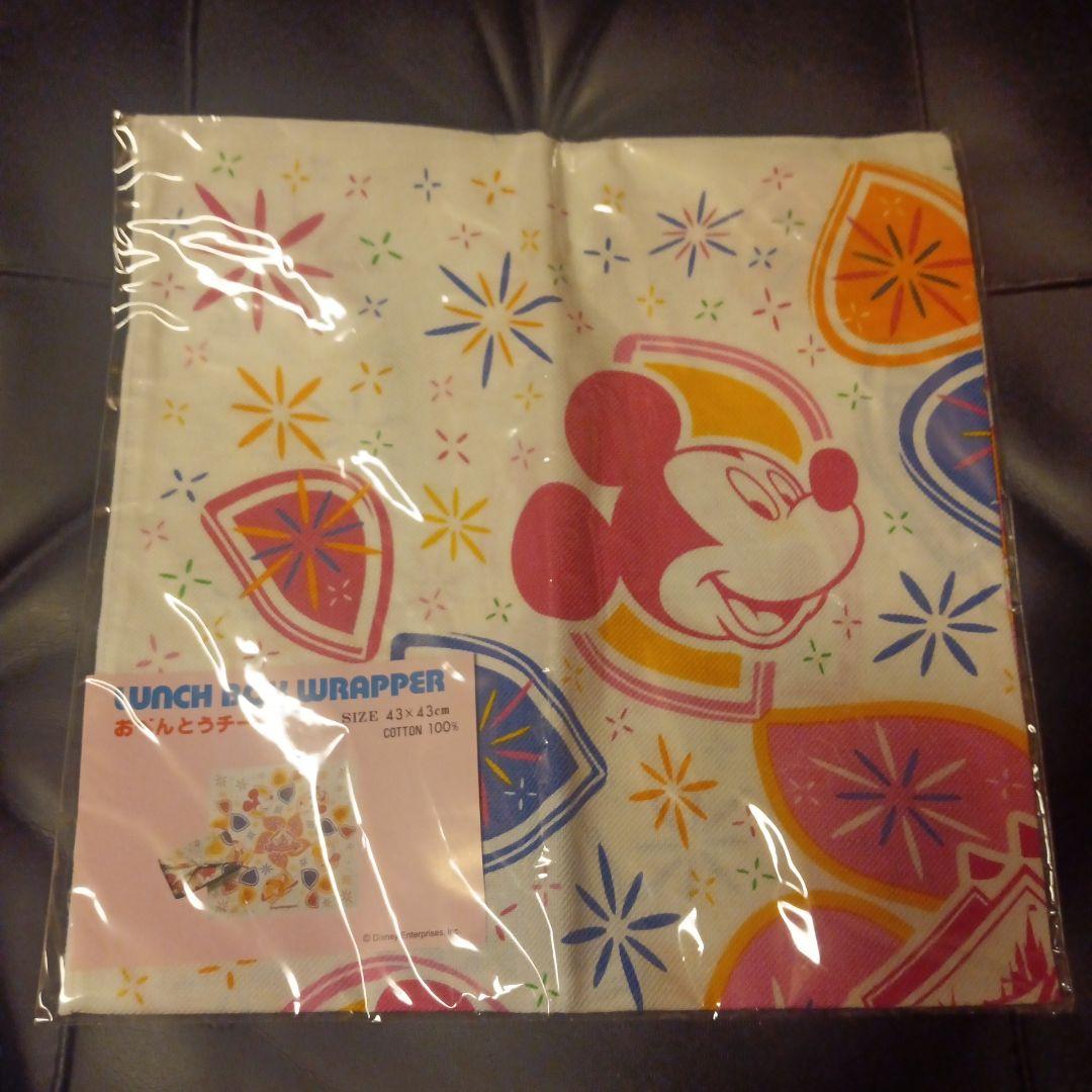ディズニーランドレトロ15thべんとうチーフ2枚バンダナ2枚ハンカチ