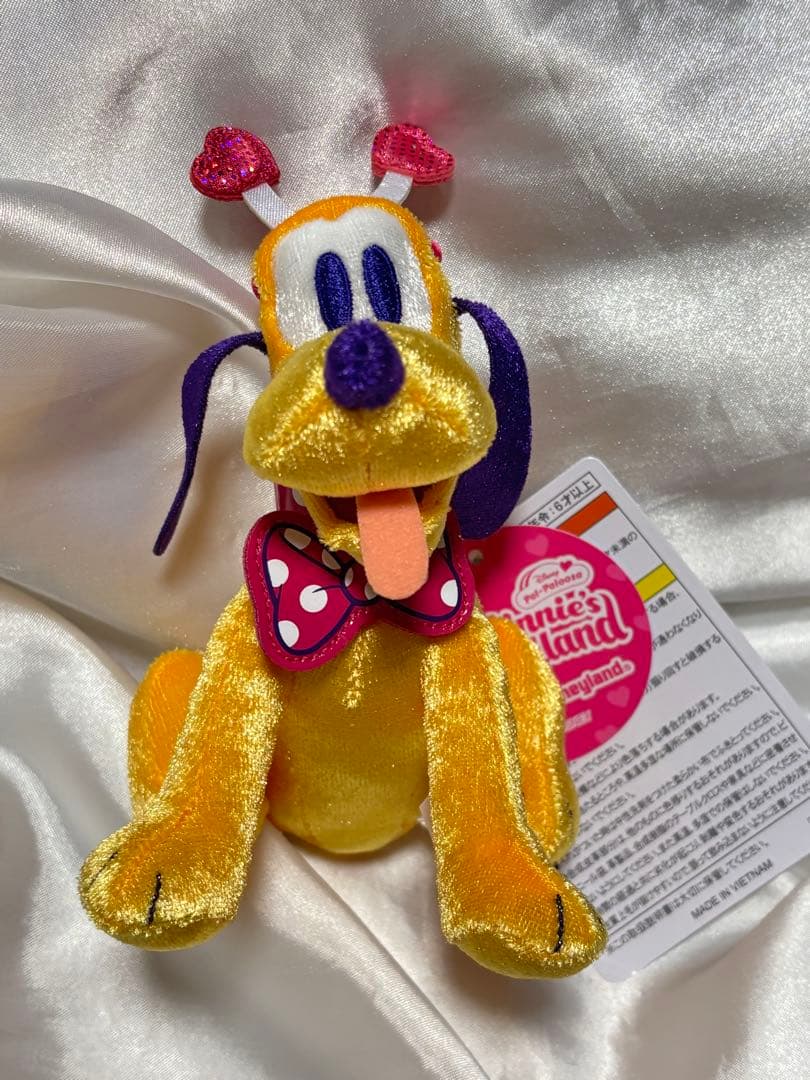 ファンダーランド　ミニパル　ぬいぐるみバッジ　ミニー　ミッキープルート　セット