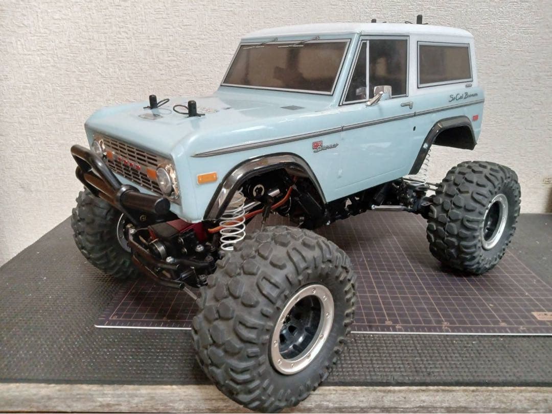 タミヤCR-01フォードブロンコ1973ボディ付き タミヤ ブロンコ