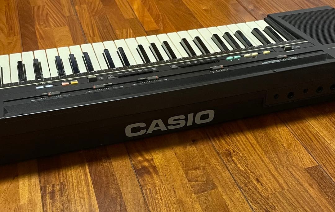 CASIO カシオ　電子ピアノ　電子キーボード　CT-805