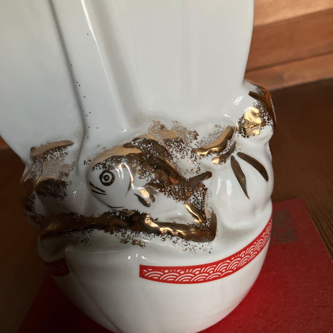 サントリー ローヤル ウイスキー 巳年 ヘビ2001年 干支ボトル 陶器