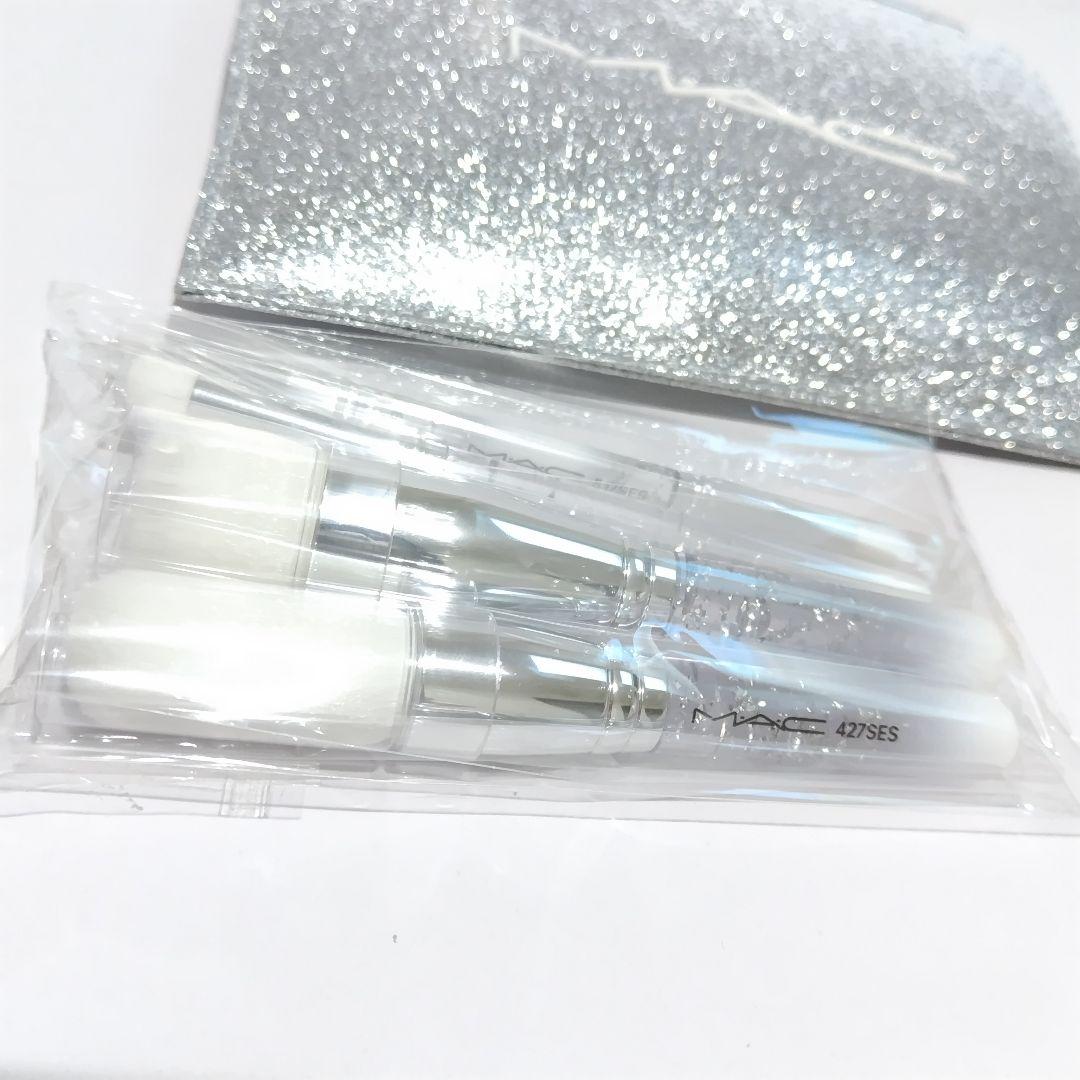 MAC新品ブラシ オブ スノー エッセンシャル ブラシ キット