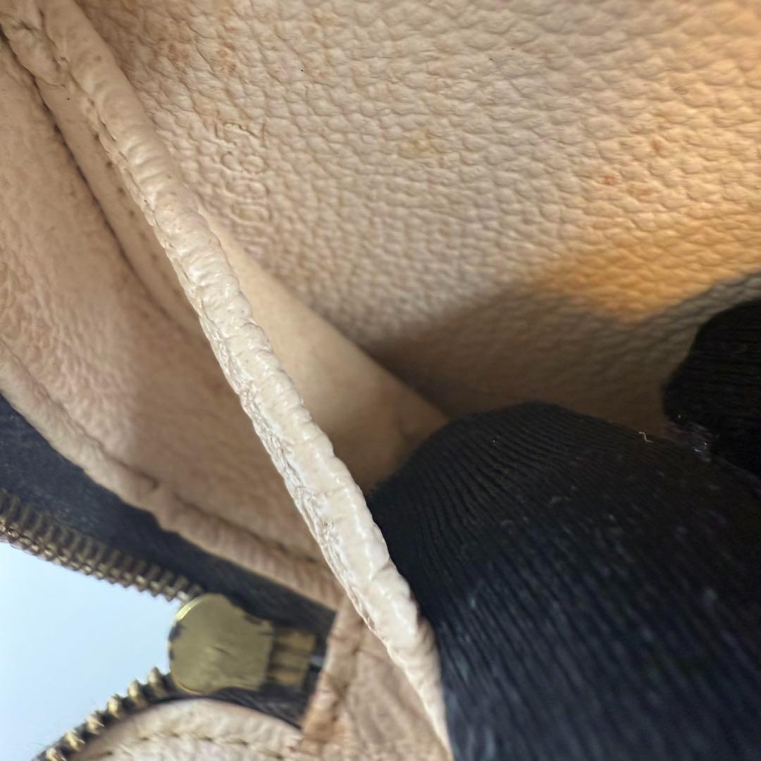 LOUIS VUITTON ルイ・ヴィトン　モノグラム 化粧ポーチ