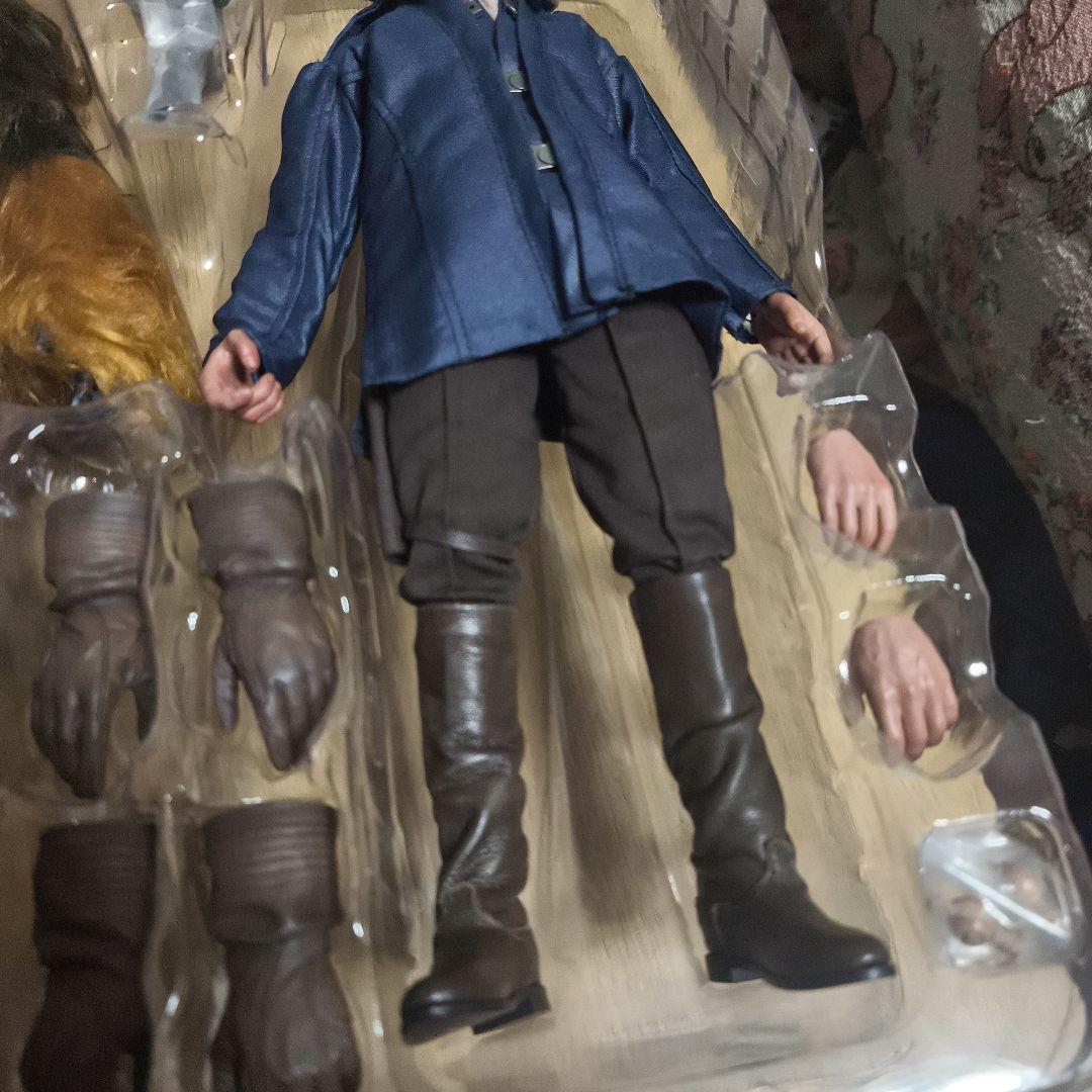 【ホットトイズ】 スターウォーズ／フォースの覚醒1/6ハン・ソロ＆チューバッカ