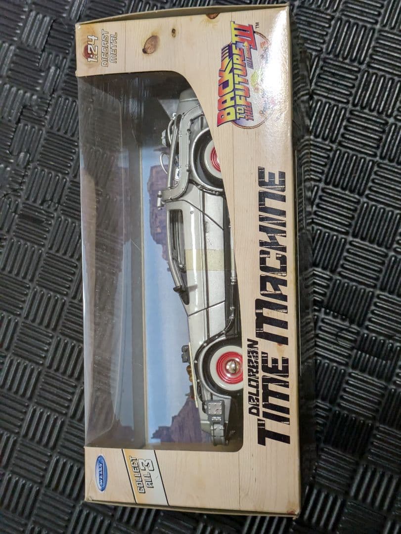 WELLY バック・トゥ・ザ・フューチャーⅡ,Ⅲ デロリアン1/24スケール