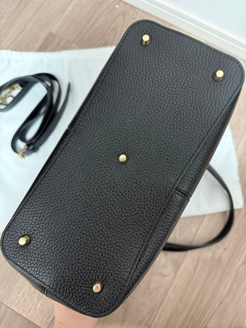 FURLA ブラックレザートートバッグ