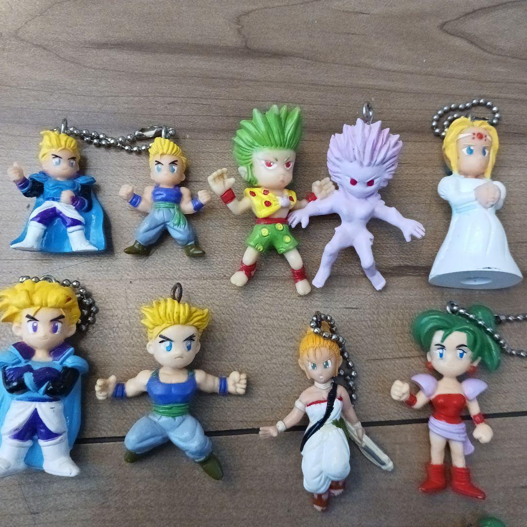 ファイナルファンタジー　☆　キーホルダーセット 16体　☆　綺麗　☆レア☆当時物