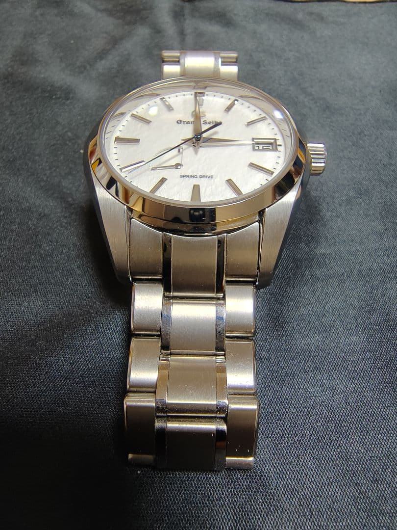 【けけけ】グランドセイコー SBGA211 雪白 スプリングドライブ
