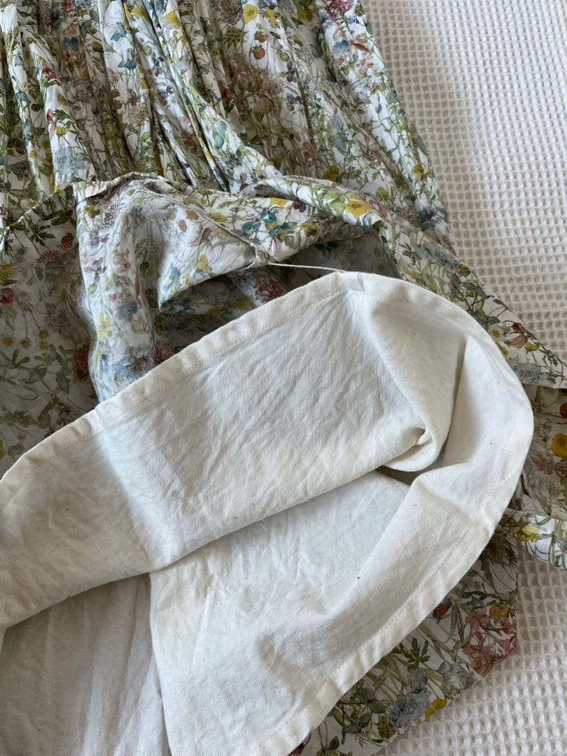 YAECAリバティプリント　ギャザーキュロットパンツ