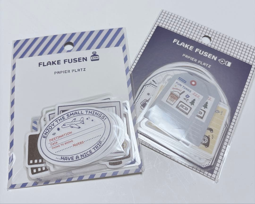 ① eric さん フレーク 付箋 2点 12柄 eric フレーク付箋 FAVORITE THINGS | てんくーどう