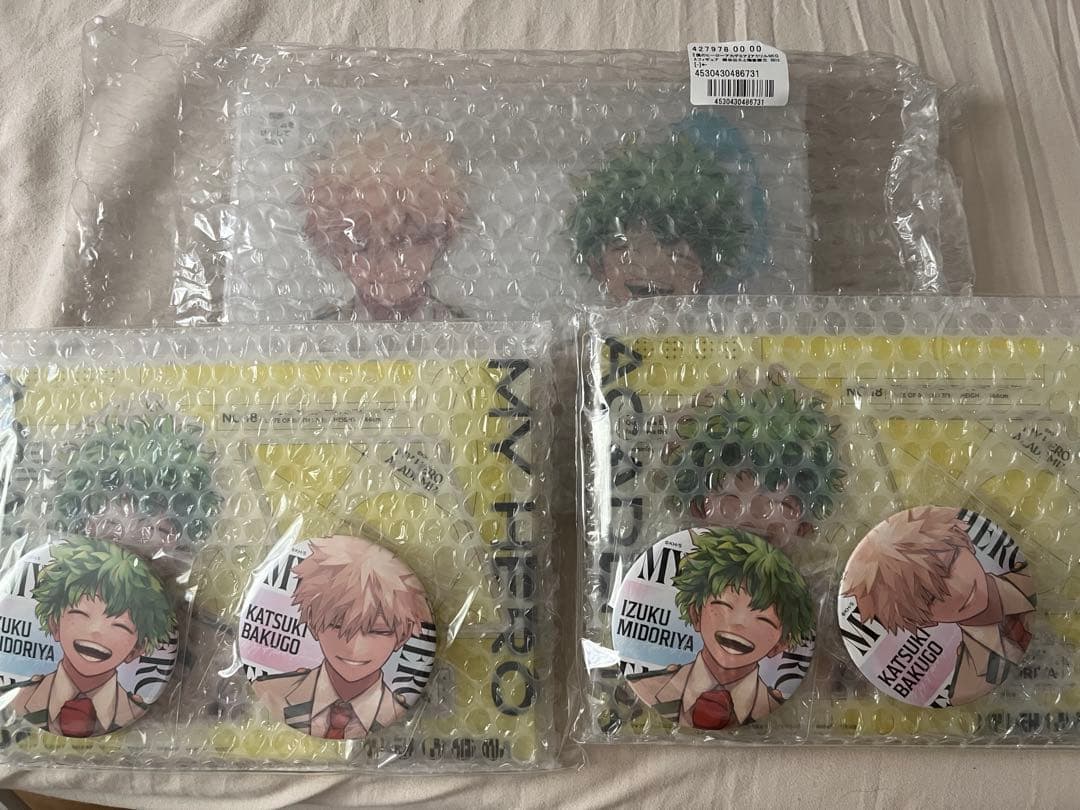 俺クロ 公式WEBサイト 俺クロ 缶バッジ シャーペン ブロマイド