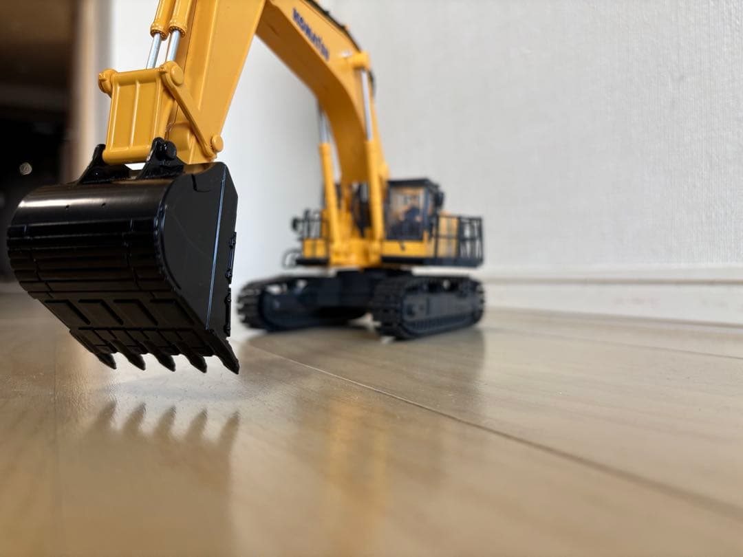 京商 油圧ショベル PC1250-8 HG 1/50 パワーショベル