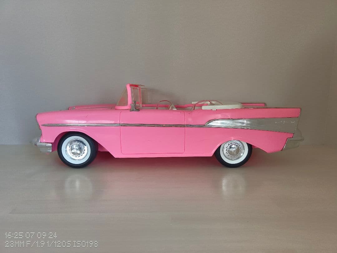 マテル　バービー　ベルエア　箱付き　ピンク色