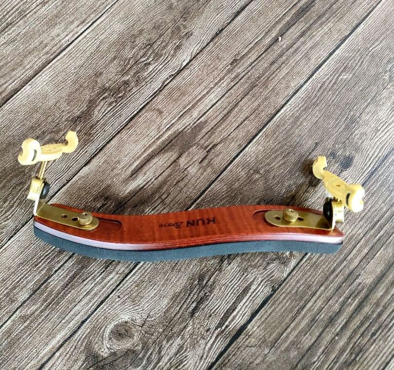 美品　バイオリン肩当て Kun Bravo　ブラボー　4/4