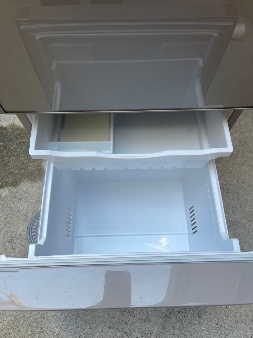 日立 R-S3200HV冷蔵庫 自動製氷真空チルド 315L 3ドア2018年製