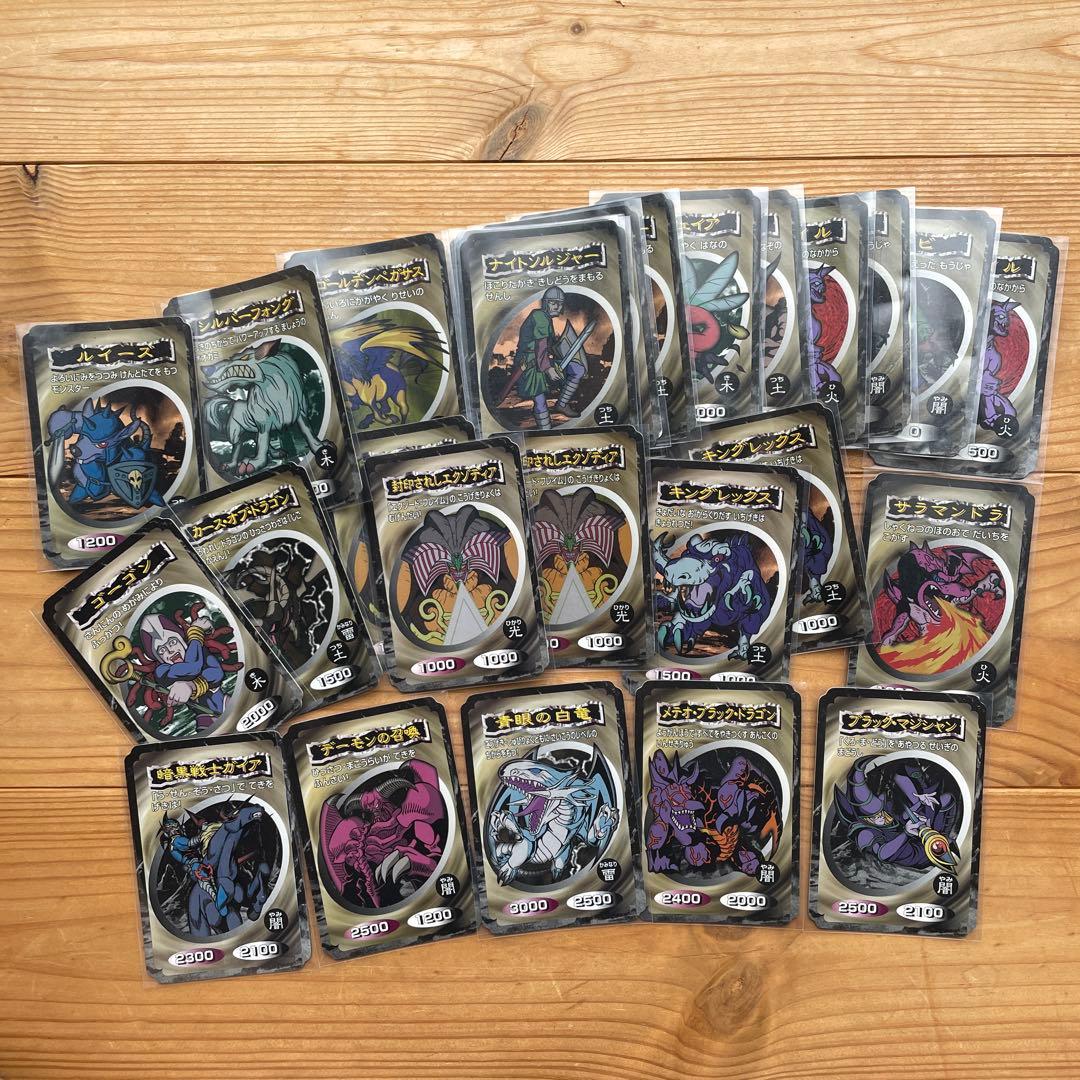 鑑定品 2004 遊戯王 PSA9 デュエリストネームカード 千年パズル