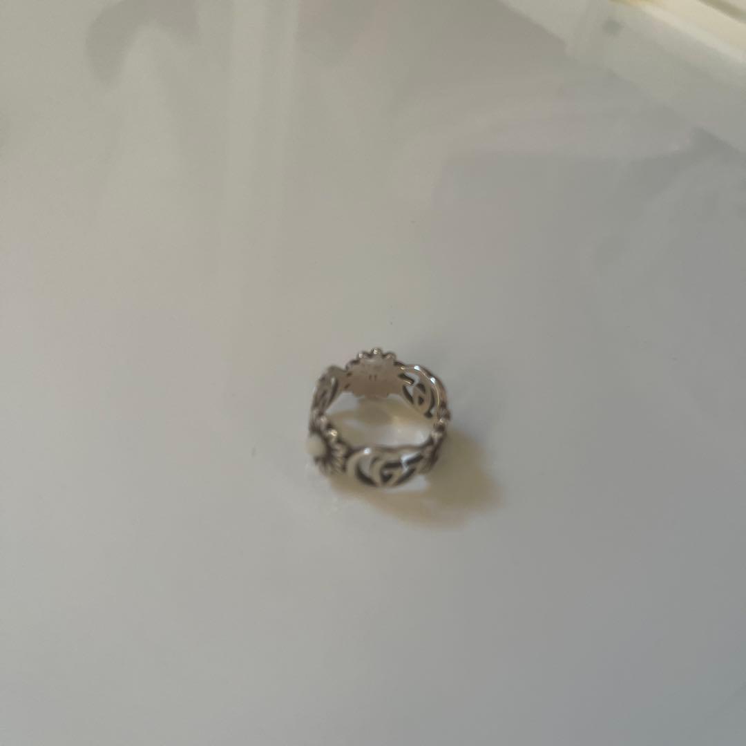 大幅値下げ　GUCCIシルバー 花モチーフ リング