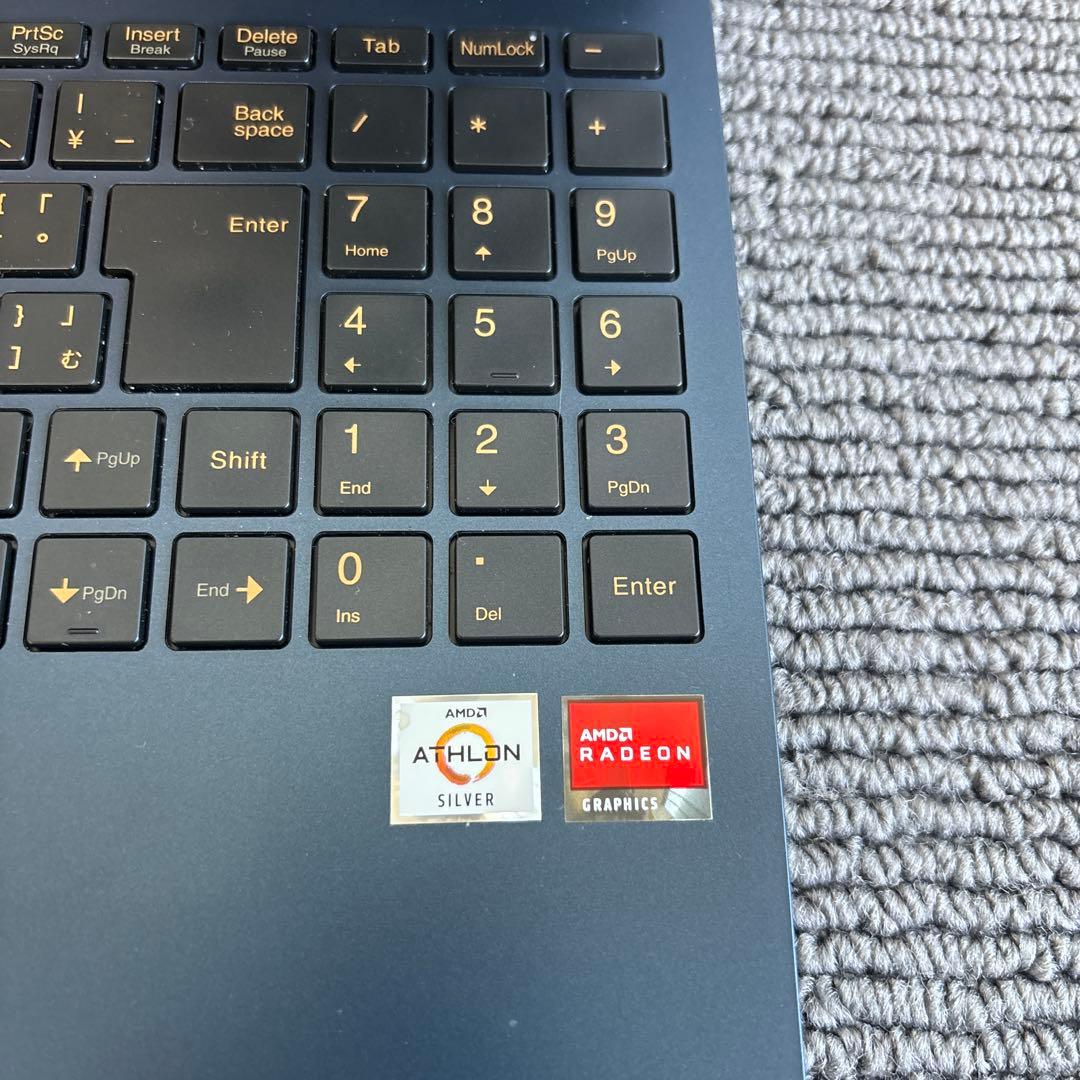 鶴屋様NEC Lavie N1515/A Athlon Silver 3050U