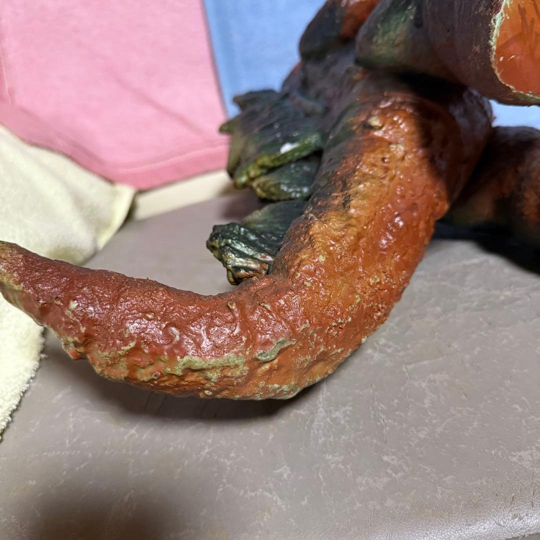 マルサン　1970年製　特大キングゴジラ　灰色成型　ソフビ　人形　38cm