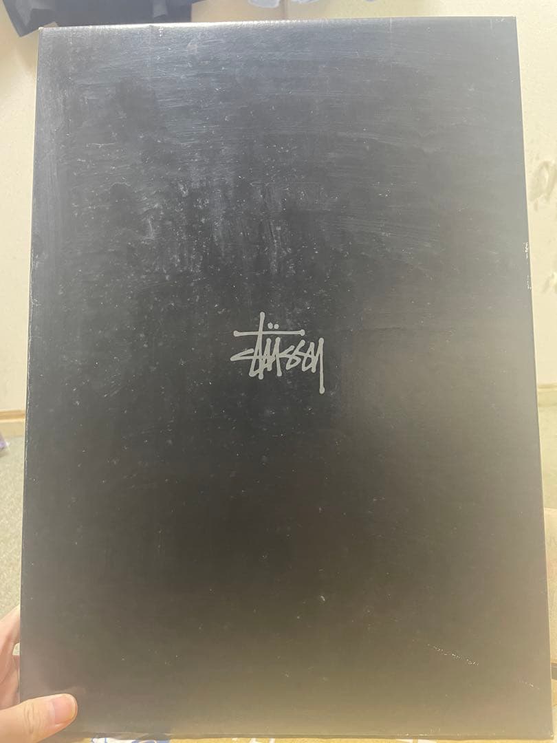 Stussy 20th Anniversary Roots ポスターカレンダー Stussy 20th Anniversary Roots ポスターカレンダー 【公式通販】