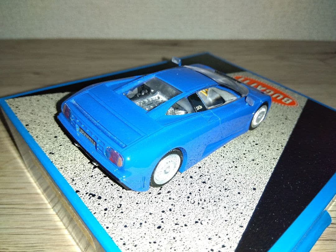 ノレブ　ブガッティ　EB110 レジン製　ミニカー 　5台セット