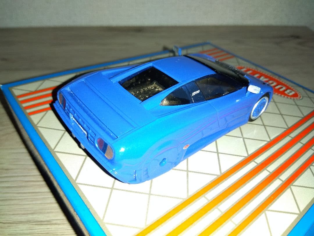 ノレブ　ブガッティ　EB110 レジン製　ミニカー 　5台セット